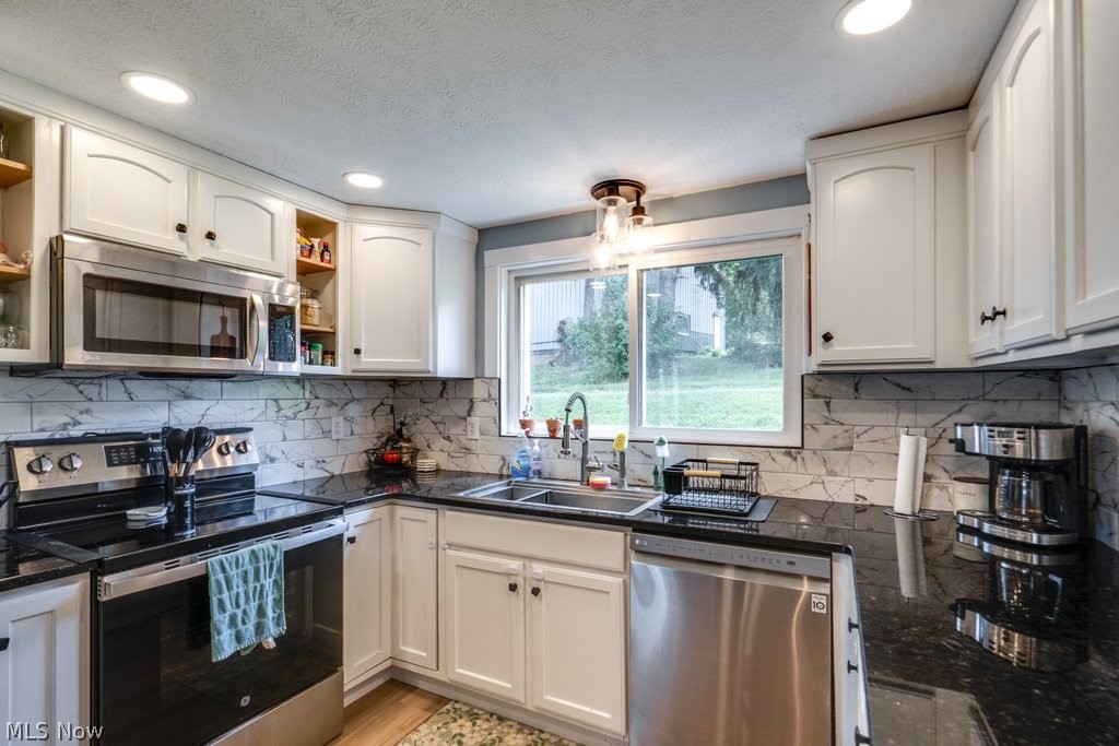 13042 Portage Street Doylestown OH 44230