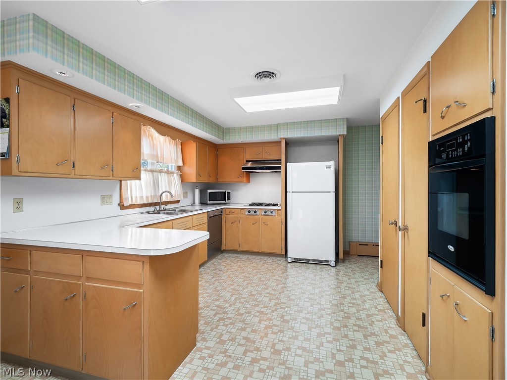 216 Missouri Avenue Lorain OH 44052