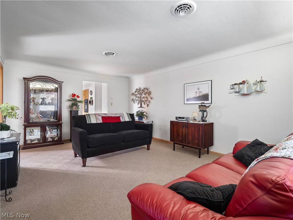 216 Missouri Avenue Lorain OH 44052