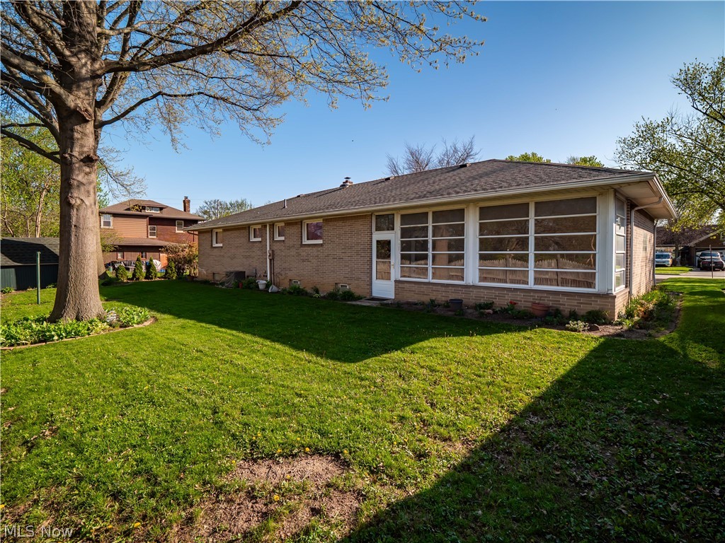 216 Missouri Avenue Lorain OH 44052