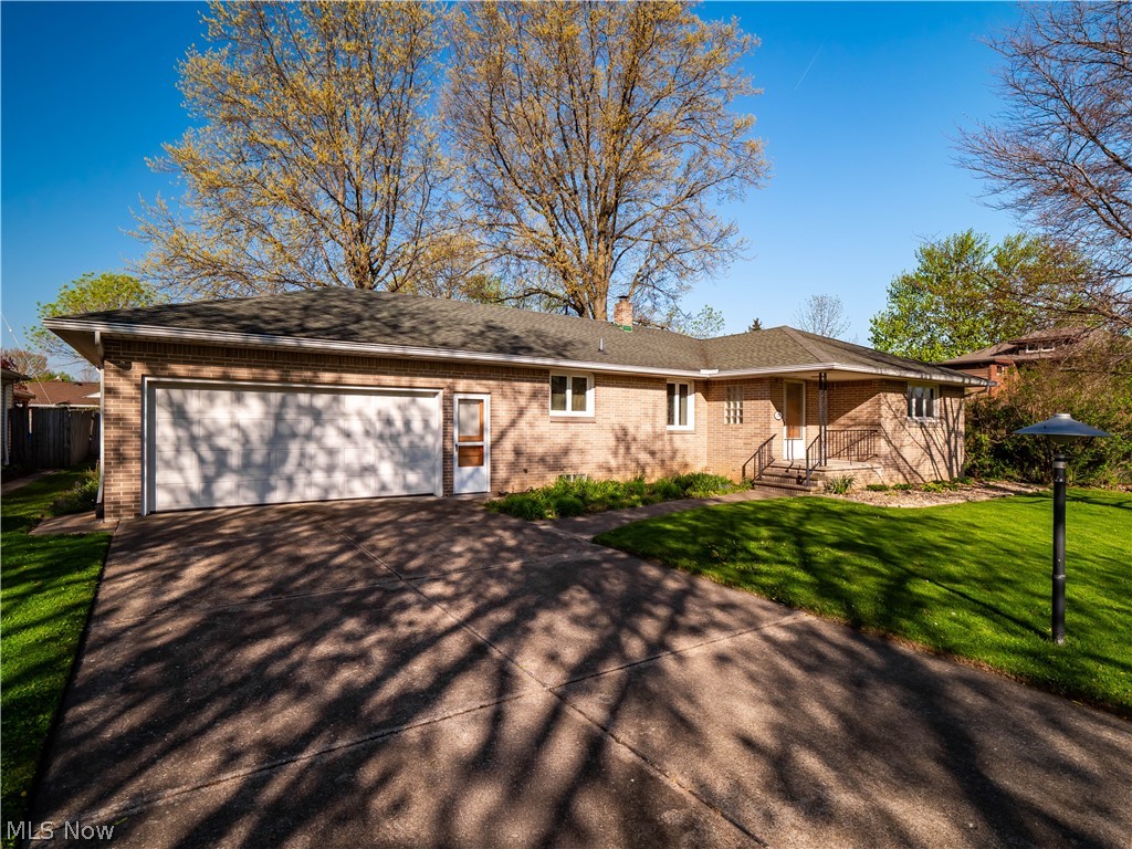 216 Missouri Avenue Lorain OH 44052