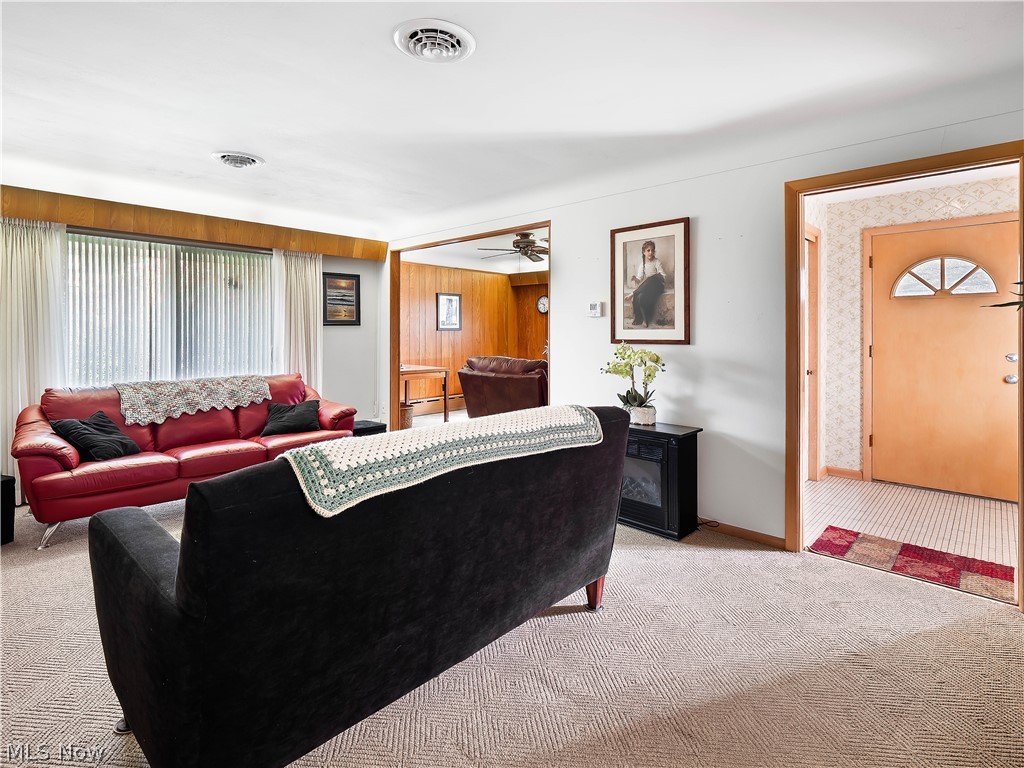 216 Missouri Avenue Lorain OH 44052