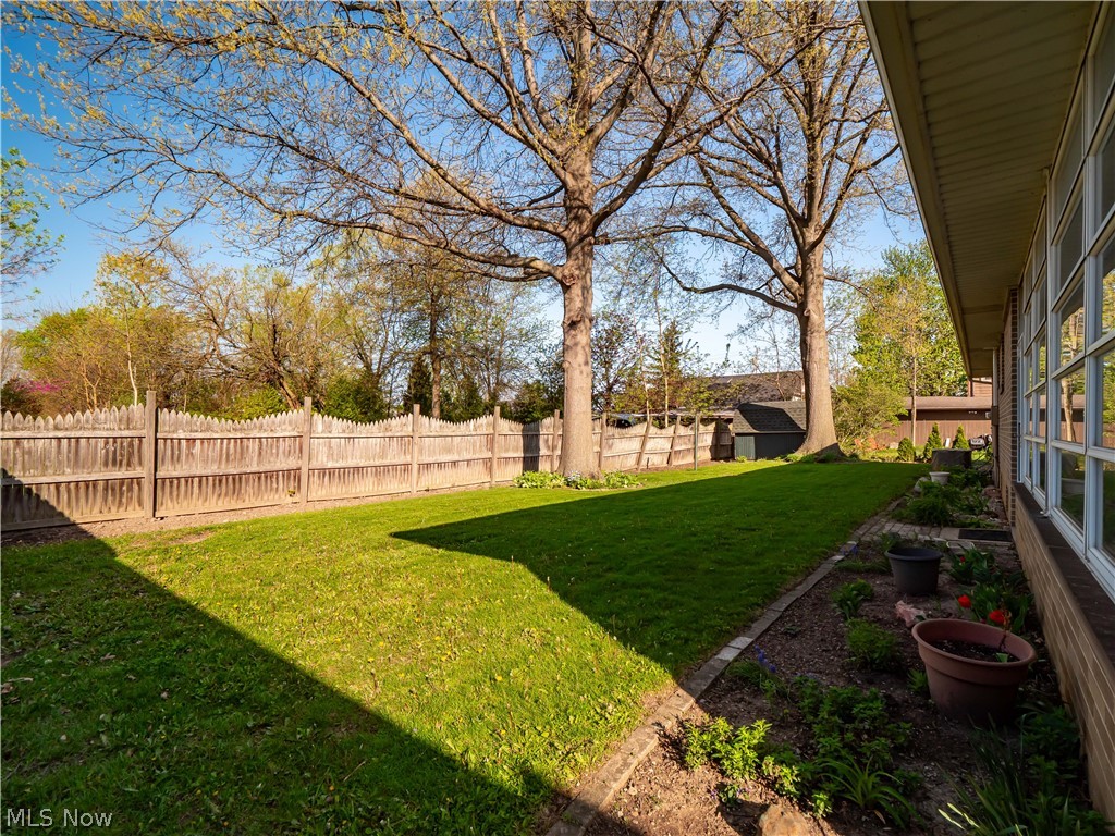 216 Missouri Avenue Lorain OH 44052