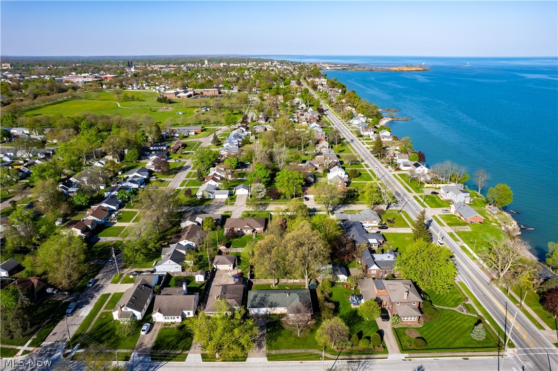 216 Missouri Avenue Lorain OH 44052