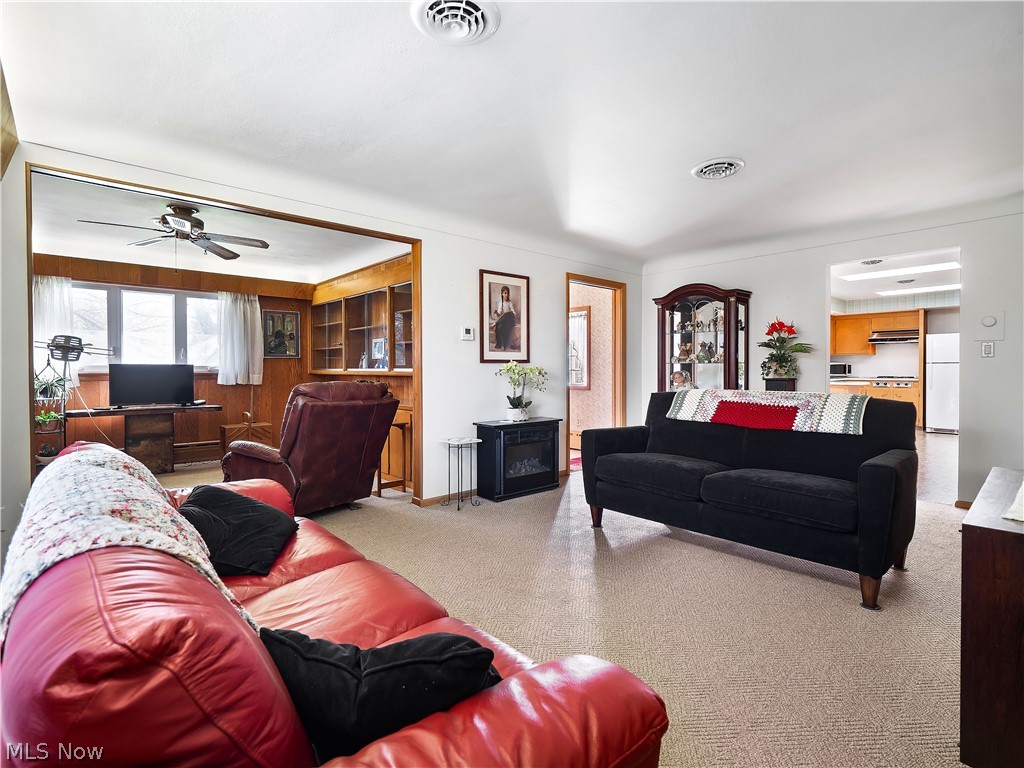 216 Missouri Avenue Lorain OH 44052