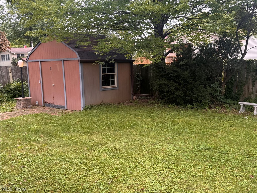 1921 Birch Trace Drive Austintown OH 44515