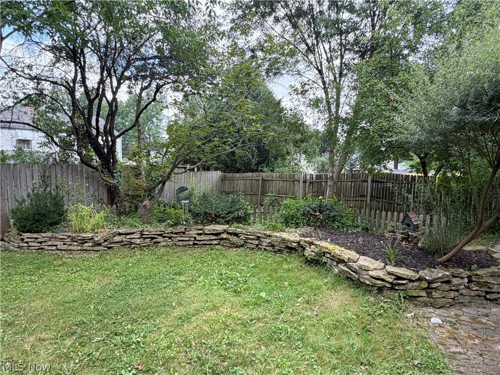 1921 Birch Trace Drive Austintown OH 44515