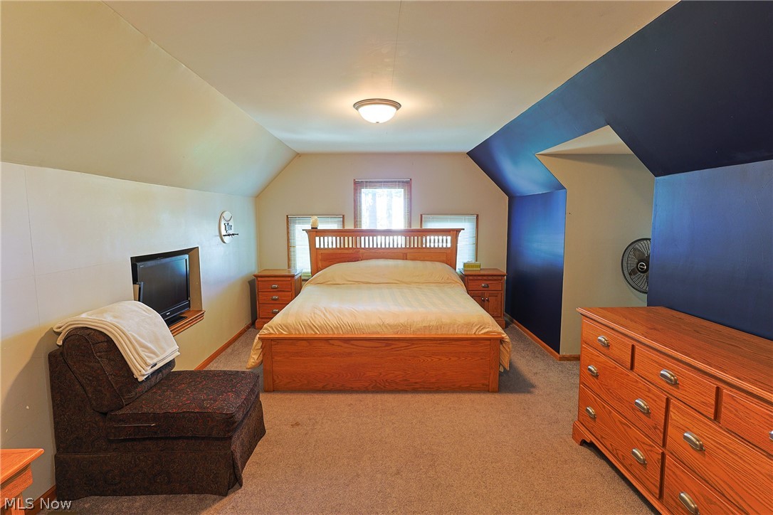 196 Greenwich East Townline Road N New London OH 44851