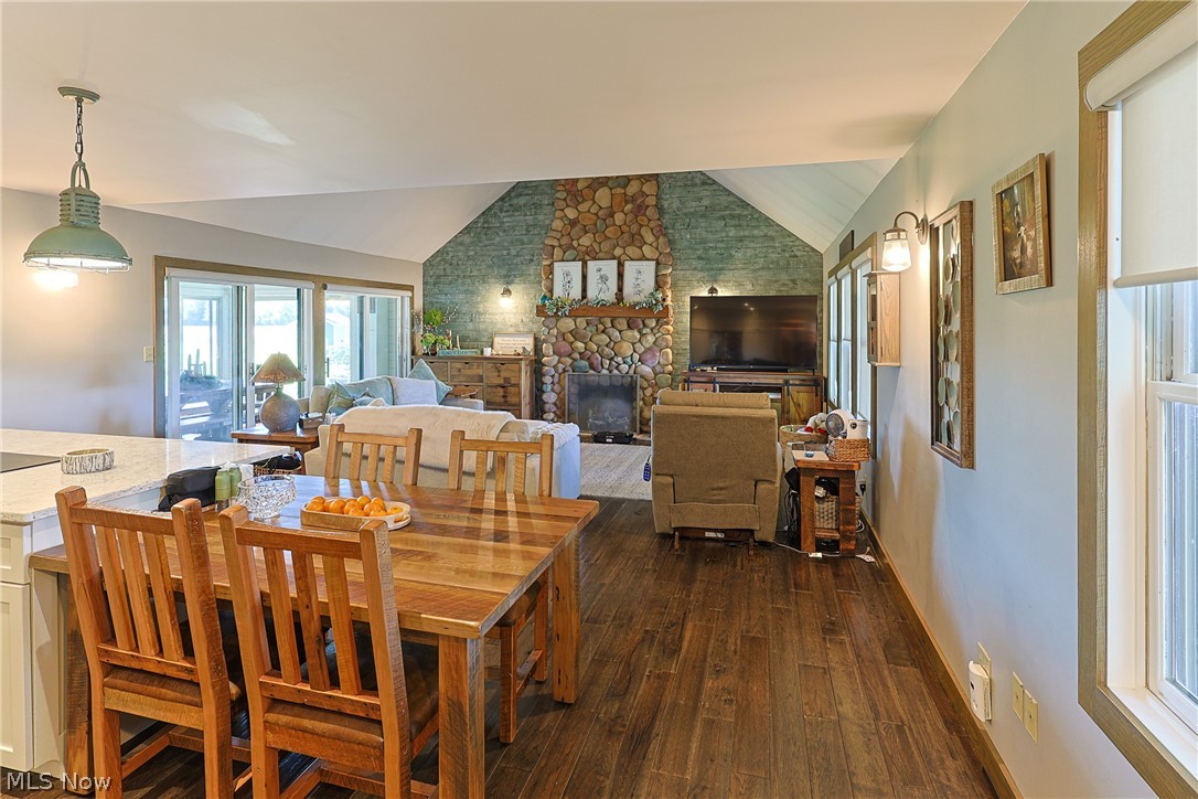 196 Greenwich East Townline Road N New London OH 44851
