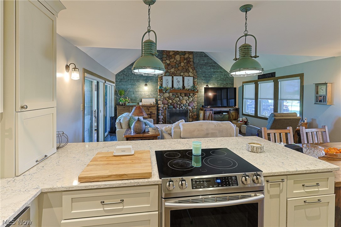 196 Greenwich East Townline Road N New London OH 44851