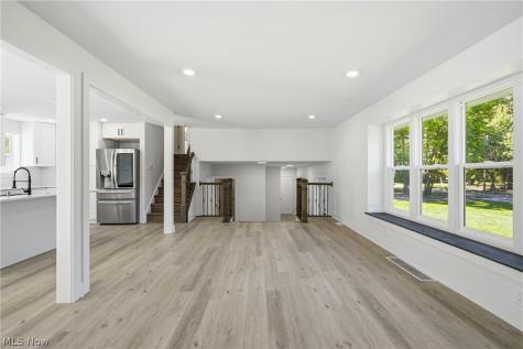 1772 Marwell Boulevard Hudson OH 44236