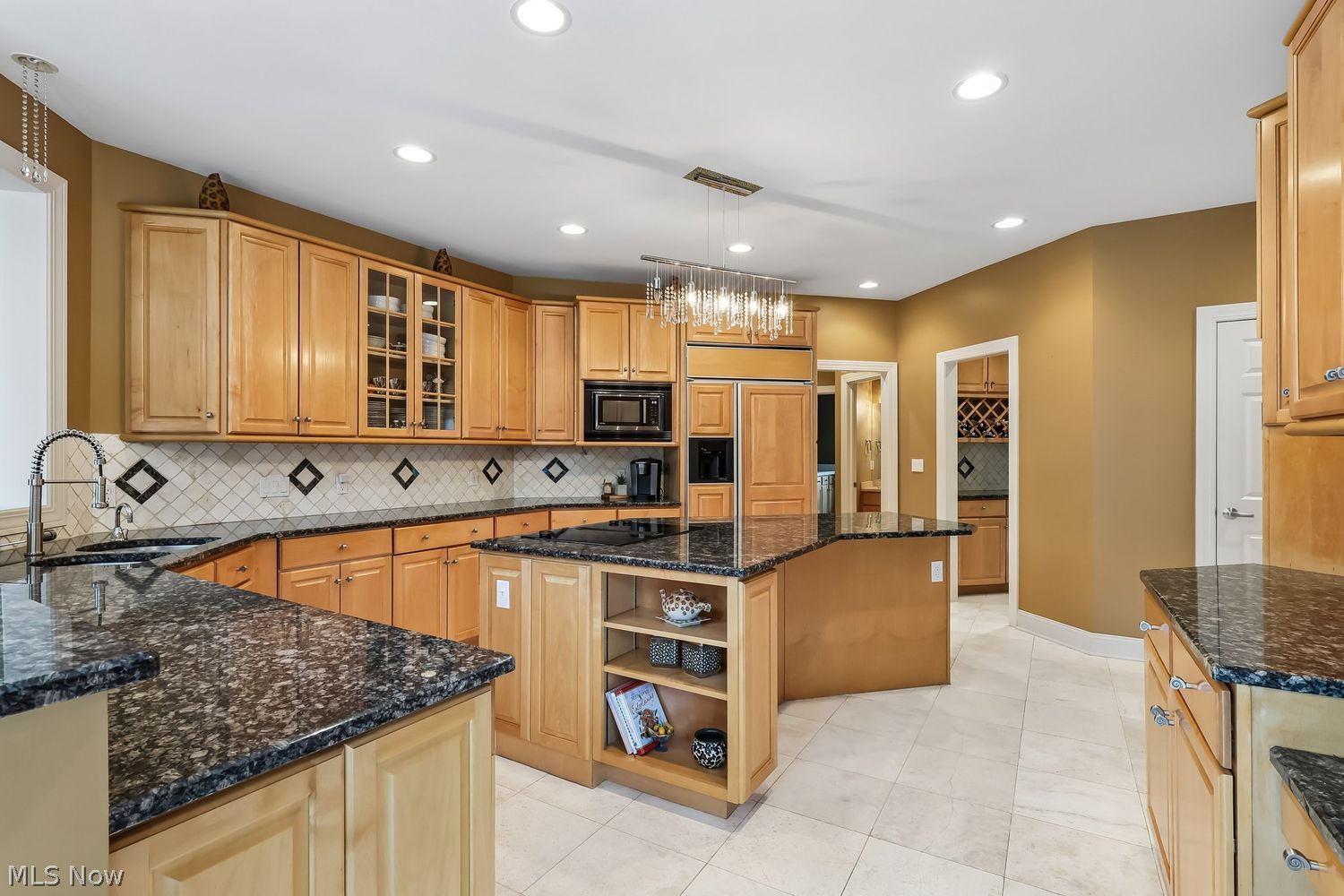 3700 Forest Oaks Drive Akron OH 44333