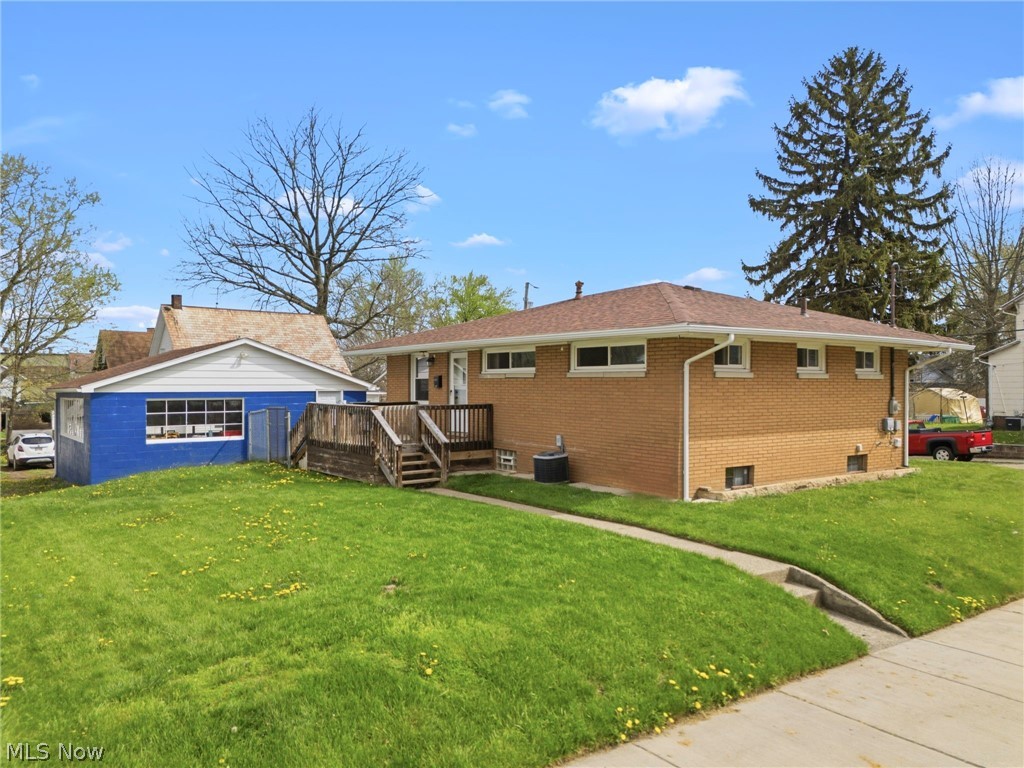 1157 Woodland Avenue Alliance OH 44601