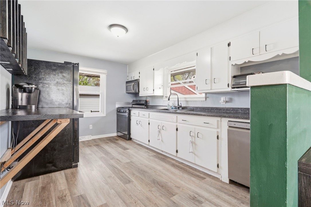 1157 Woodland Avenue Alliance OH 44601