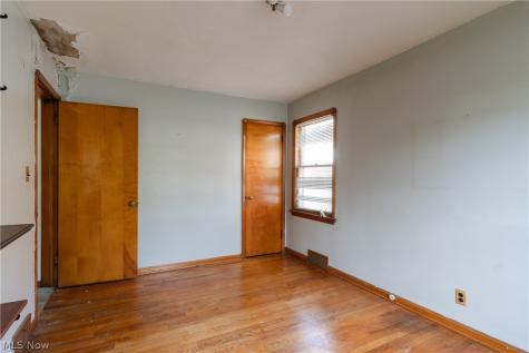 4342 Bluestone Road South Euclid OH 44121