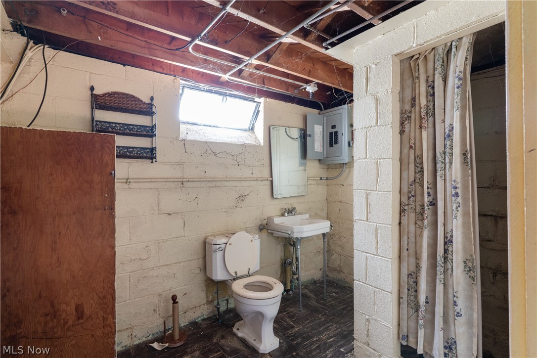 4342 Bluestone Road South Euclid OH 44121
