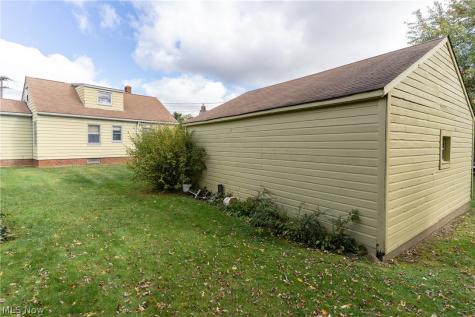 4342 Bluestone Road South Euclid OH 44121