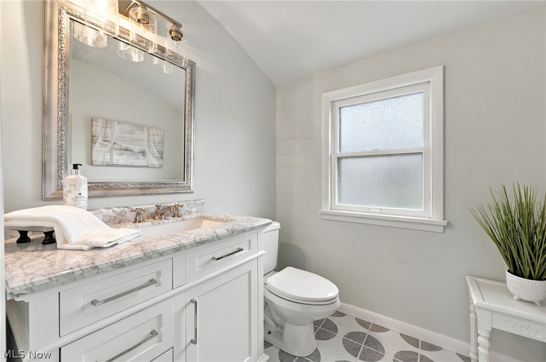 29508 Woodway Drive Wickliffe OH 44092
