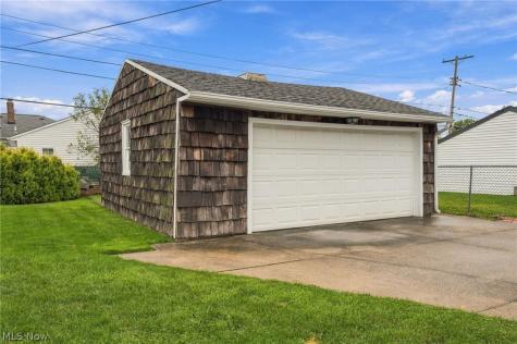 29508 Woodway Drive Wickliffe OH 44092