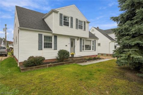29508 Woodway Drive Wickliffe OH 44092