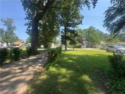 1578 E 337th Street Eastlake OH 44095
