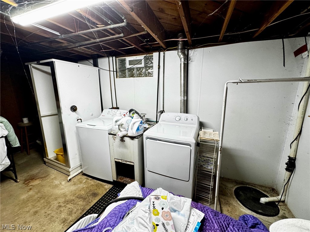 7569 Market Avenue N Canton OH 44721