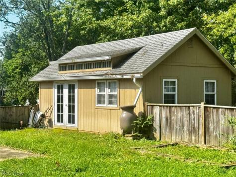 7569 Market Avenue N Canton OH 44721