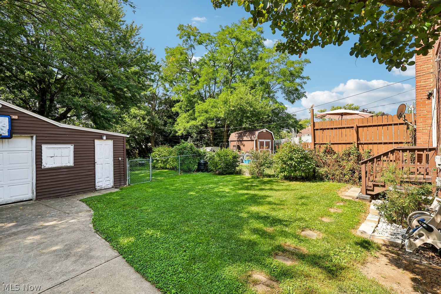 14337 Tuckahoe Avenue Cleveland OH 44111