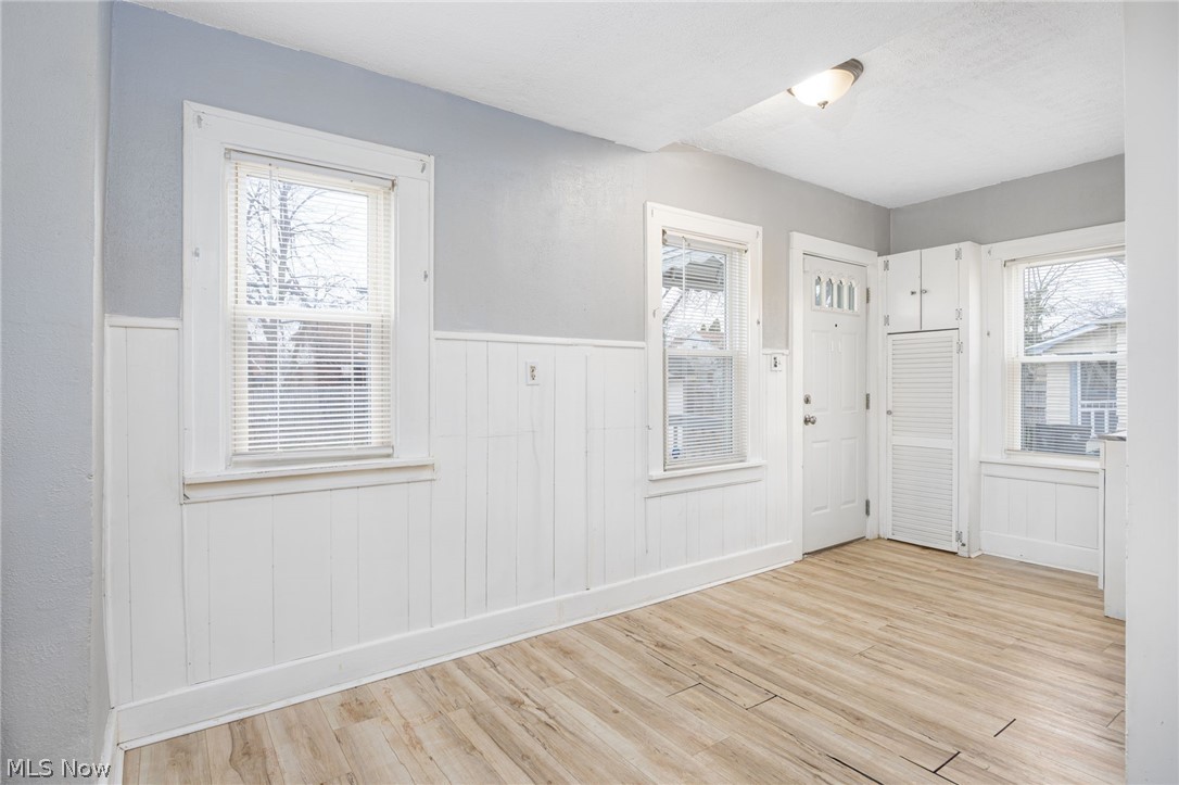 19307 Kildeer Avenue Cleveland OH 44119