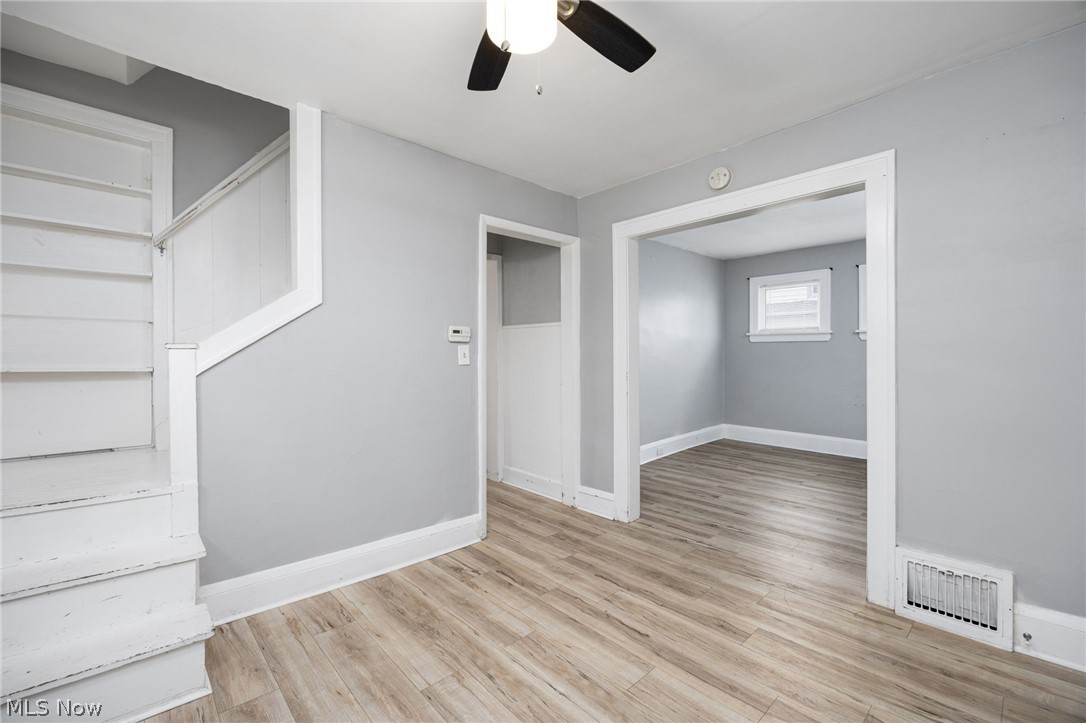 19307 Kildeer Avenue Cleveland OH 44119