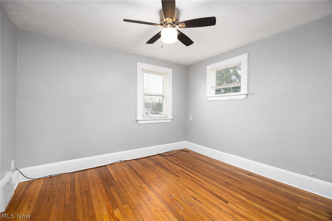 19307 Kildeer Avenue Cleveland OH 44119