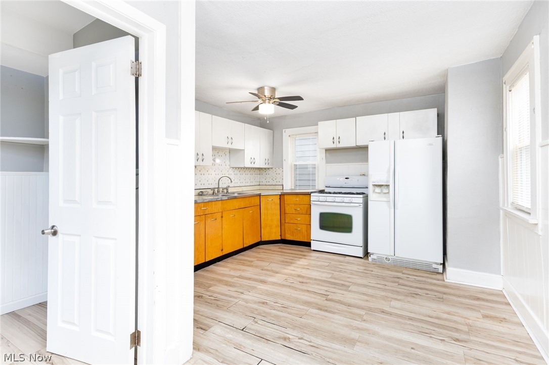 19307 Kildeer Avenue Cleveland OH 44119
