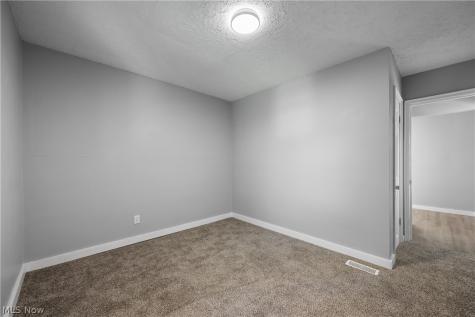 143 Malacca Street Akron OH 44305
