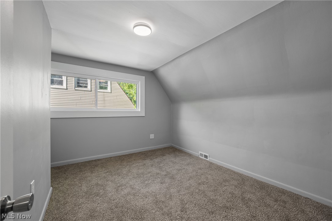 143 Malacca Street Akron OH 44305