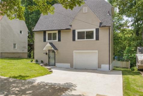 143 Malacca Street Akron OH 44305