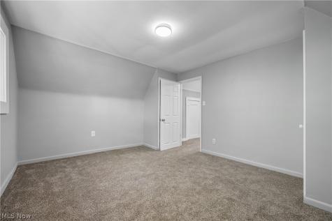 143 Malacca Street Akron OH 44305
