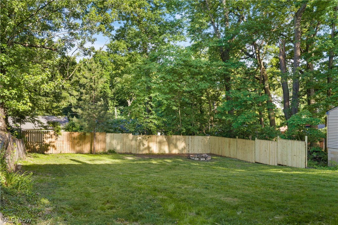 143 Malacca Street Akron OH 44305