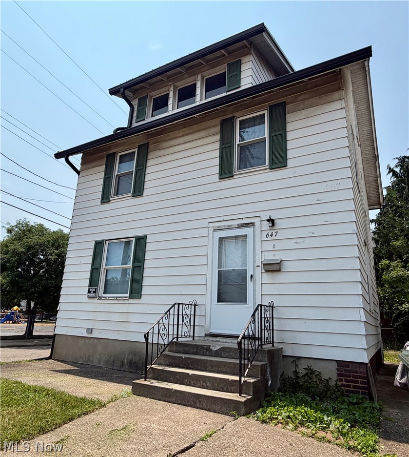 647 Exeter Avenue SW Canton OH 44710