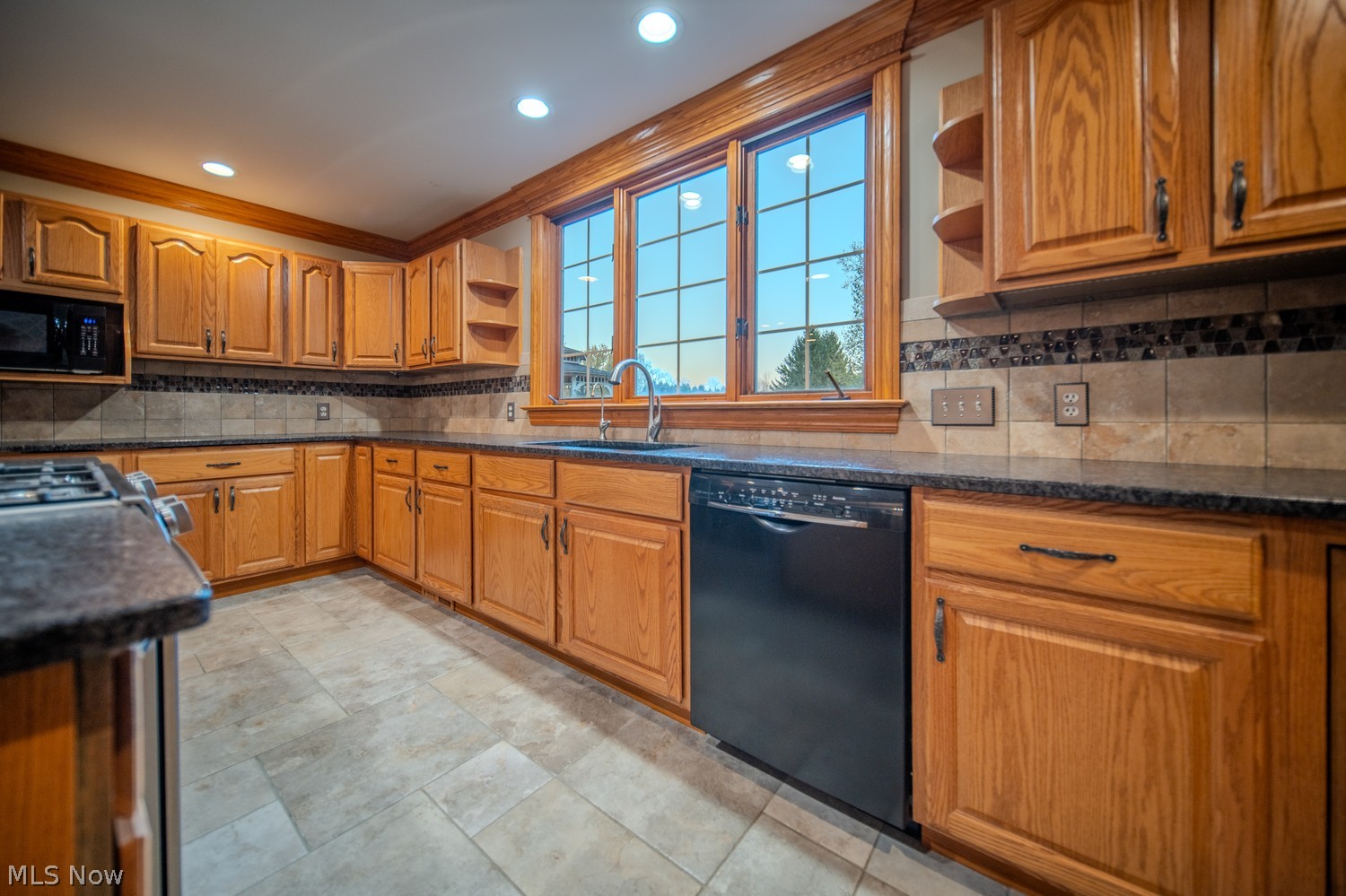 2286 Hartville Road Mogadore OH 44260