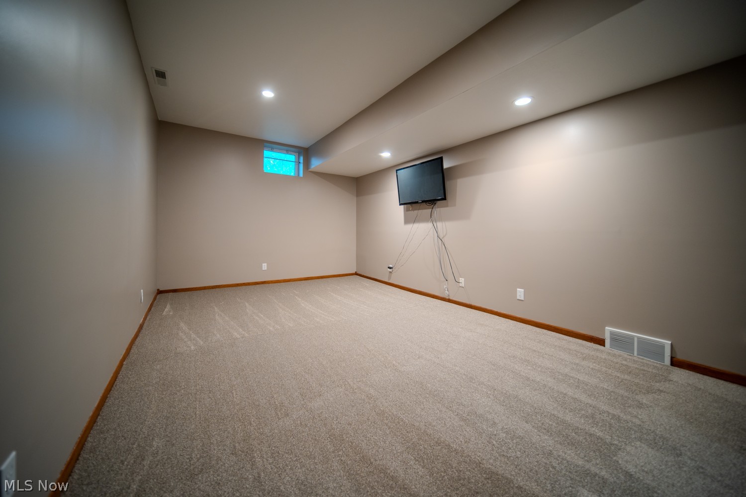 2286 Hartville Road Mogadore OH 44260