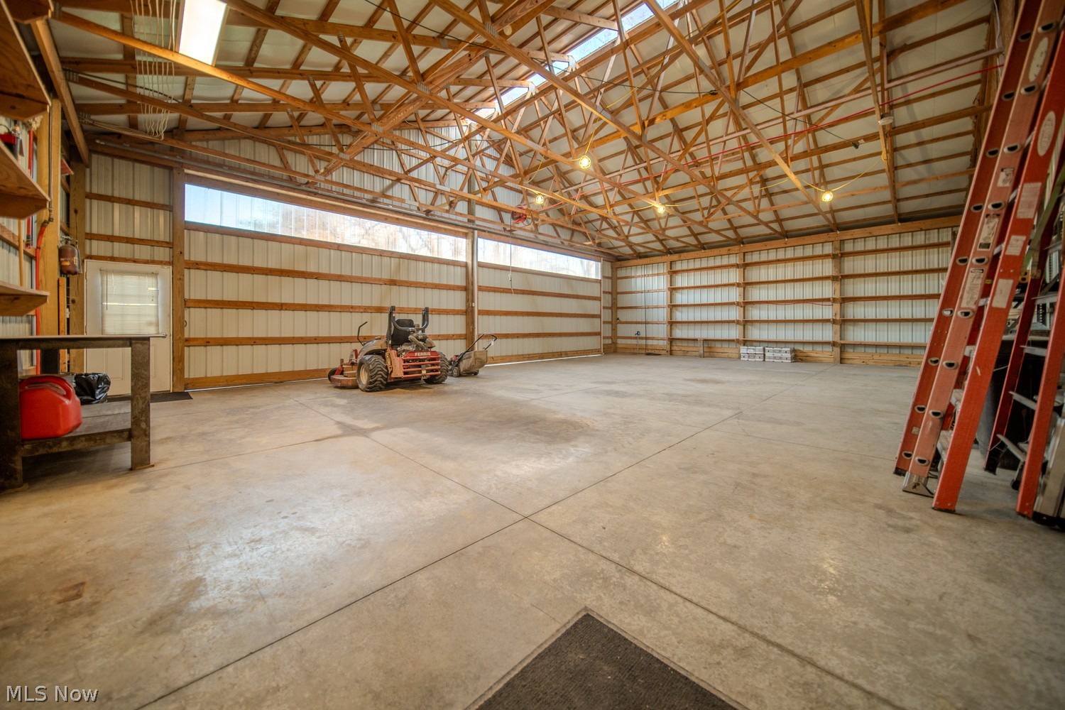 2286 Hartville Road Mogadore OH 44260