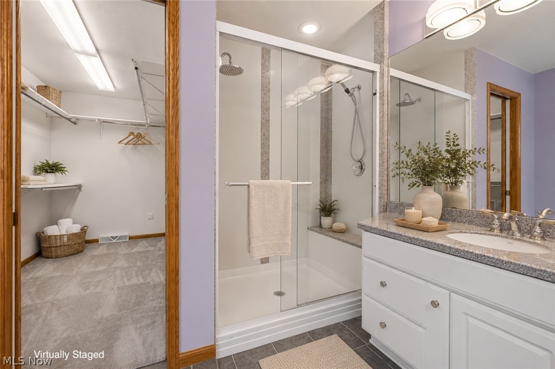 6435 Suzanne Lane Solon OH 44139