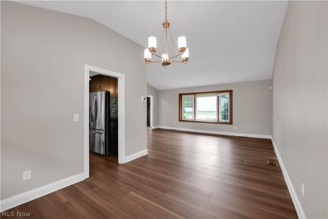 17024 Hunting Meadows Drive Strongsville OH 44136