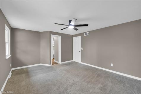 17024 Hunting Meadows Drive Strongsville OH 44136