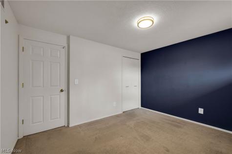 17024 Hunting Meadows Drive Strongsville OH 44136