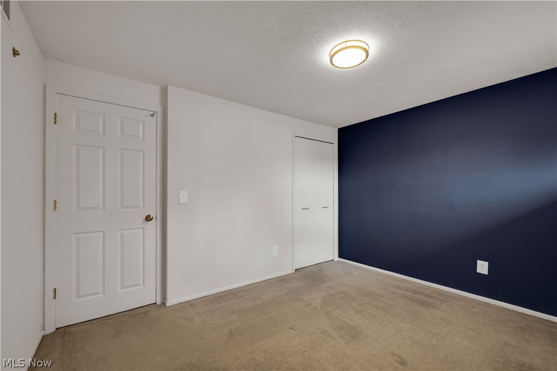 17024 Hunting Meadows Drive Strongsville OH 44136