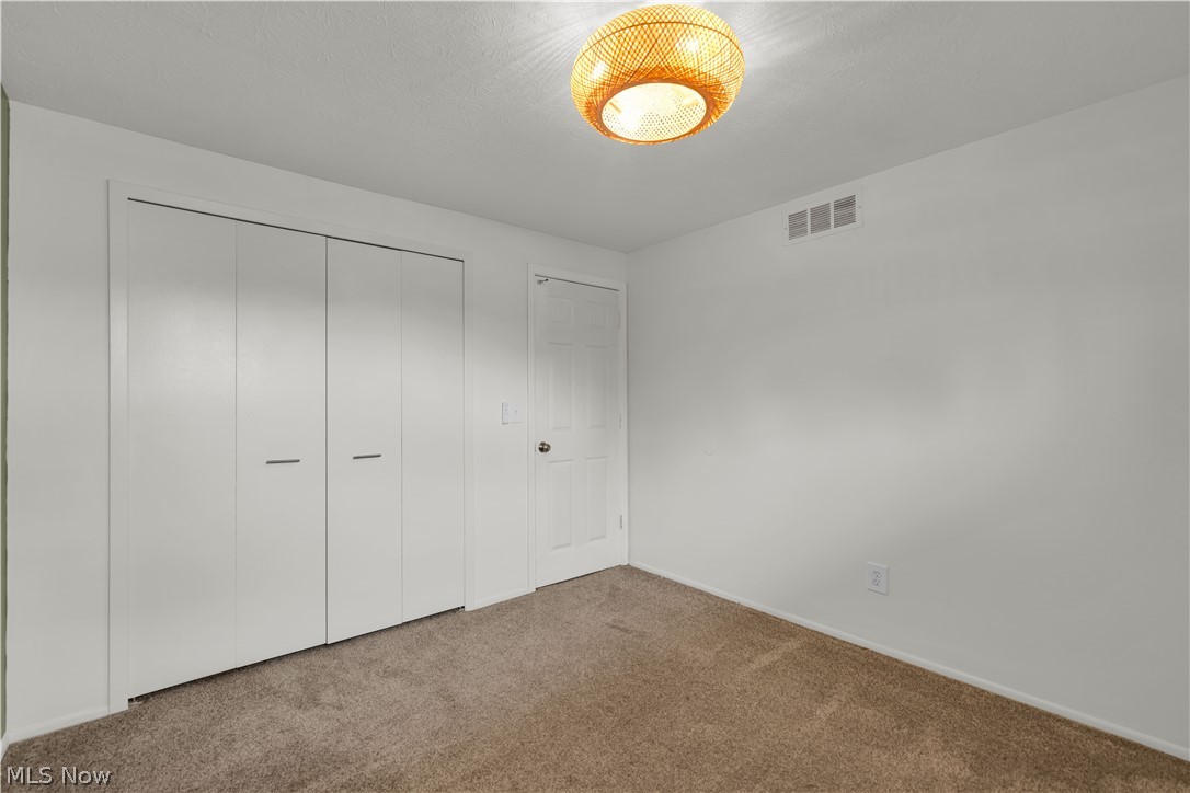 17024 Hunting Meadows Drive Strongsville OH 44136