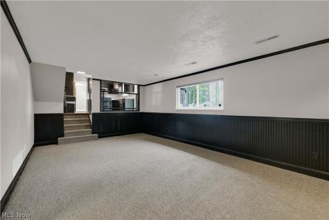 17024 Hunting Meadows Drive Strongsville OH 44136