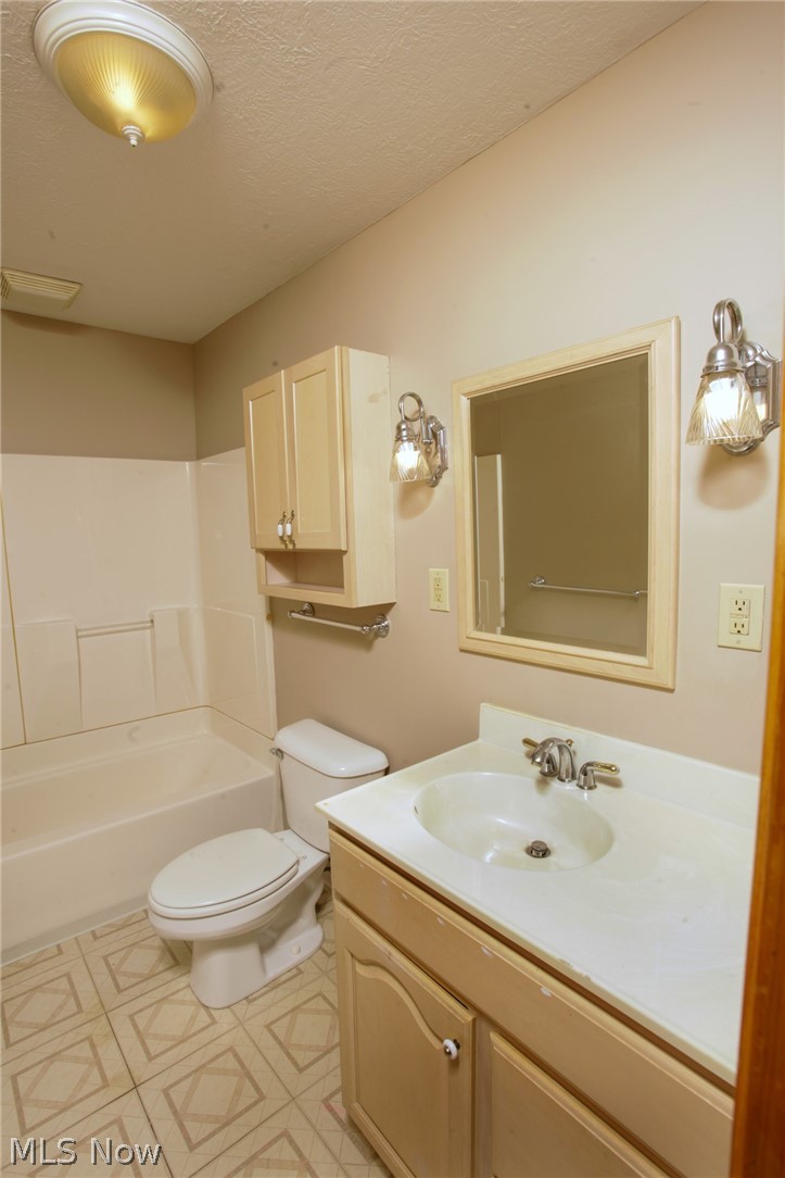 635 Greenfield Avenue SW Canton OH 44706