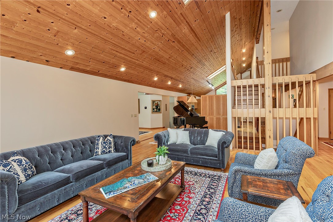 2626 Fairwood Drive Pepper Pike OH 44124